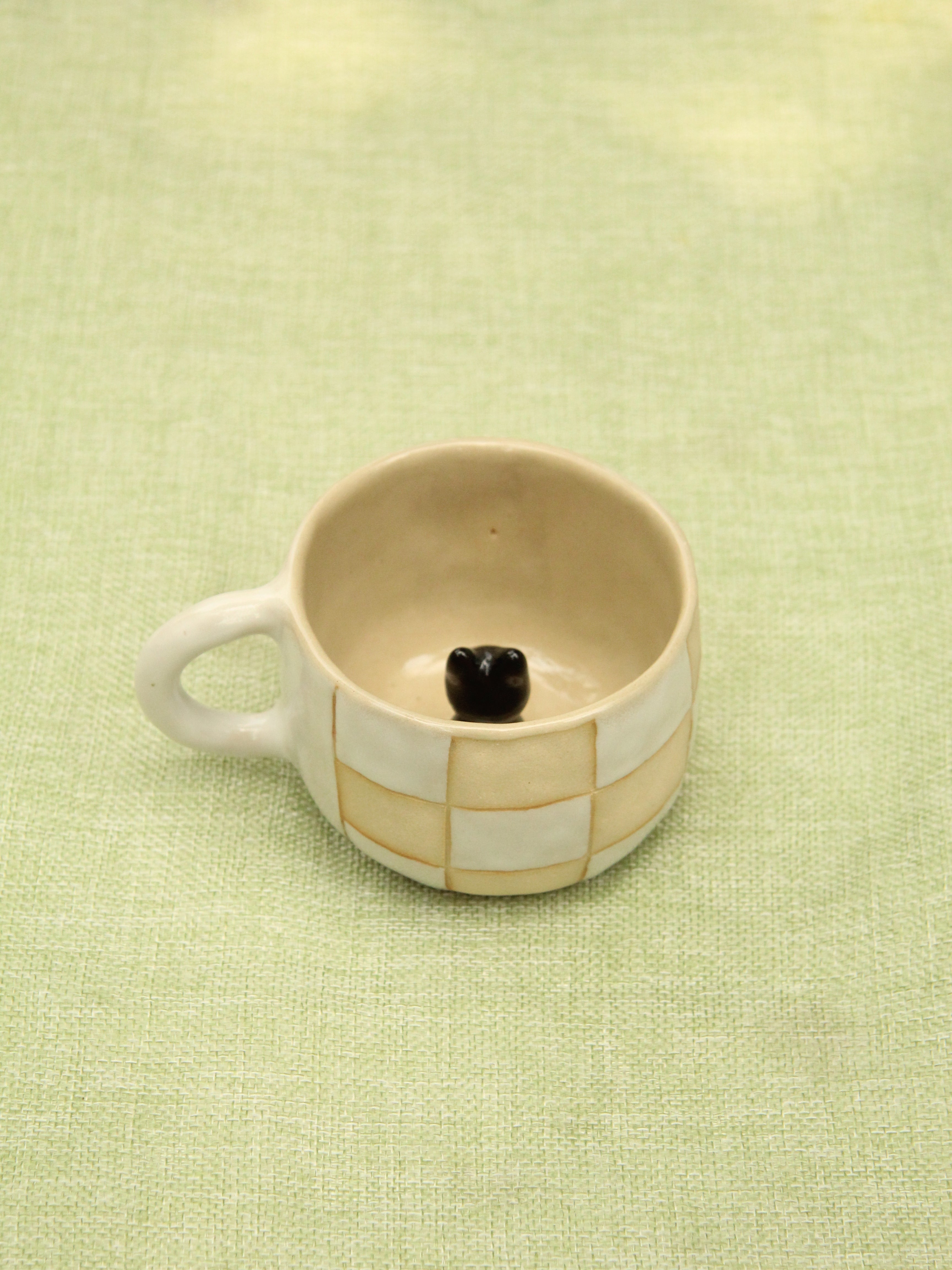 [Pre-order] Black Cat Handmade Ceramic Checkered Mug, Handbuilt Pottery, Cute Gift For Anime Fan, Unique Birthday Gift, Adorable Valentine Gift | Totto Pottery