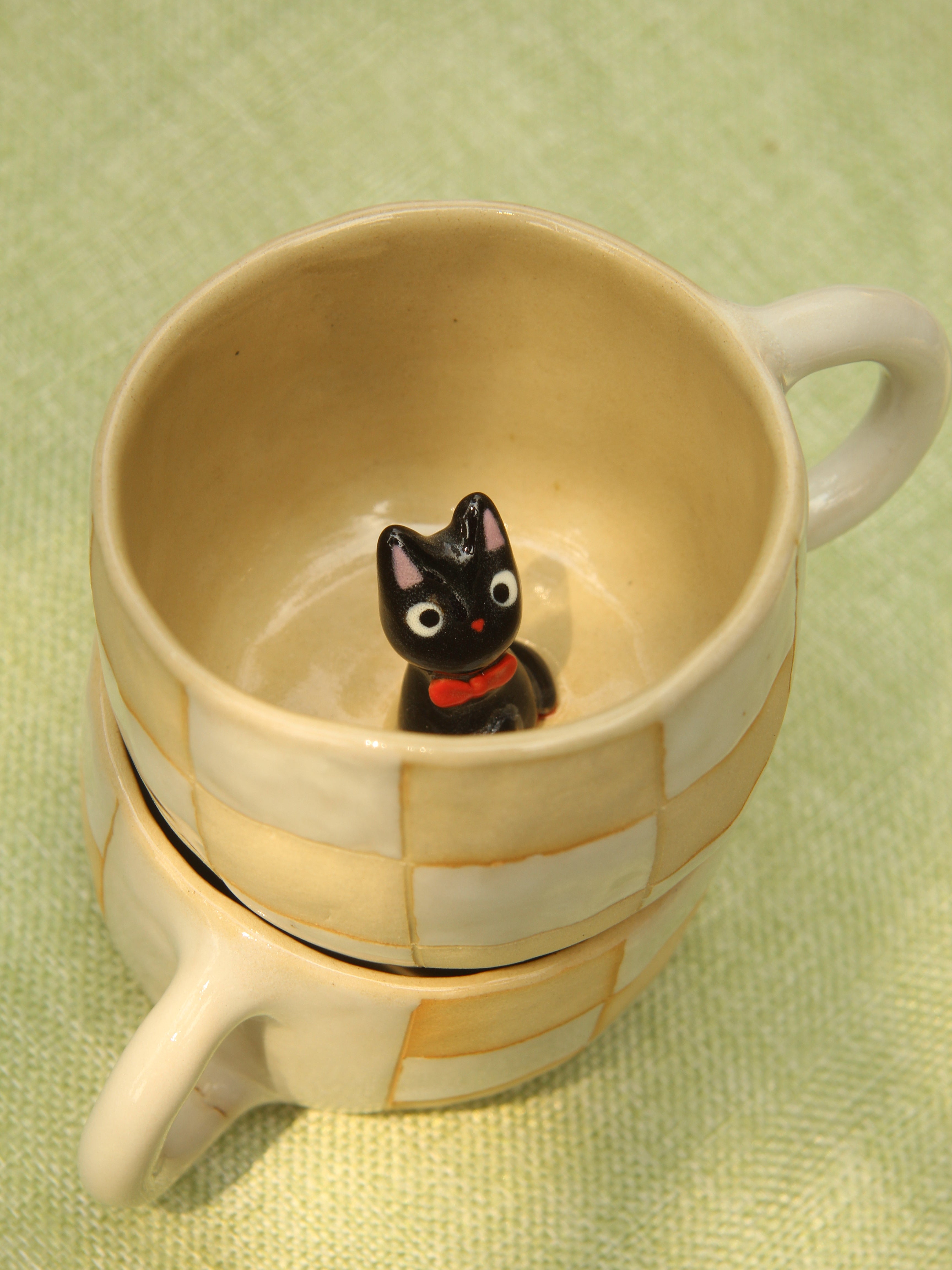[Pre-order] Black Cat Handmade Ceramic Checkered Mug, Handbuilt Pottery, Cute Gift For Anime Fan, Unique Birthday Gift, Adorable Valentine Gift | Totto Pottery
