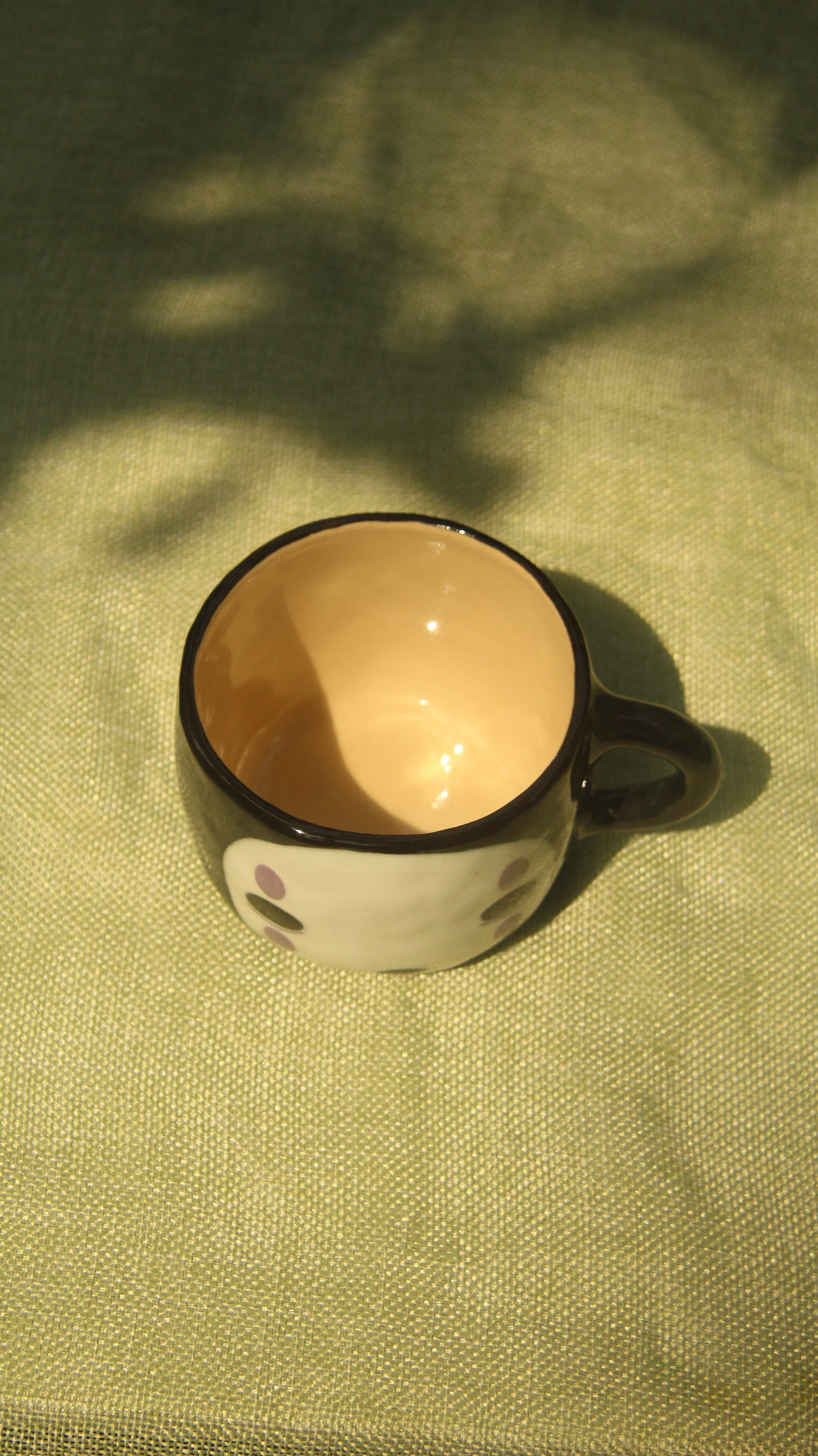 [Pre-order] Faceless Handmade Ceramic Handle Mug, Handbuilt Pottery, Cute Gift For Anime Fan, Unique Birthday Gift, Adorable Valentine Gift | Totto Pottery