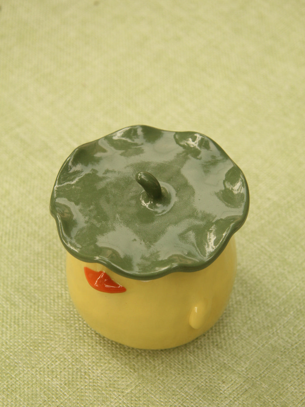 [Pre-order] Yellow Duck Handmade Ceramic Handle Mug, Handbuilt Pottery, Cute Gift For Anime Fan, Unique Birthday Gift, Adorable Valentine Gift | Totto Pottery