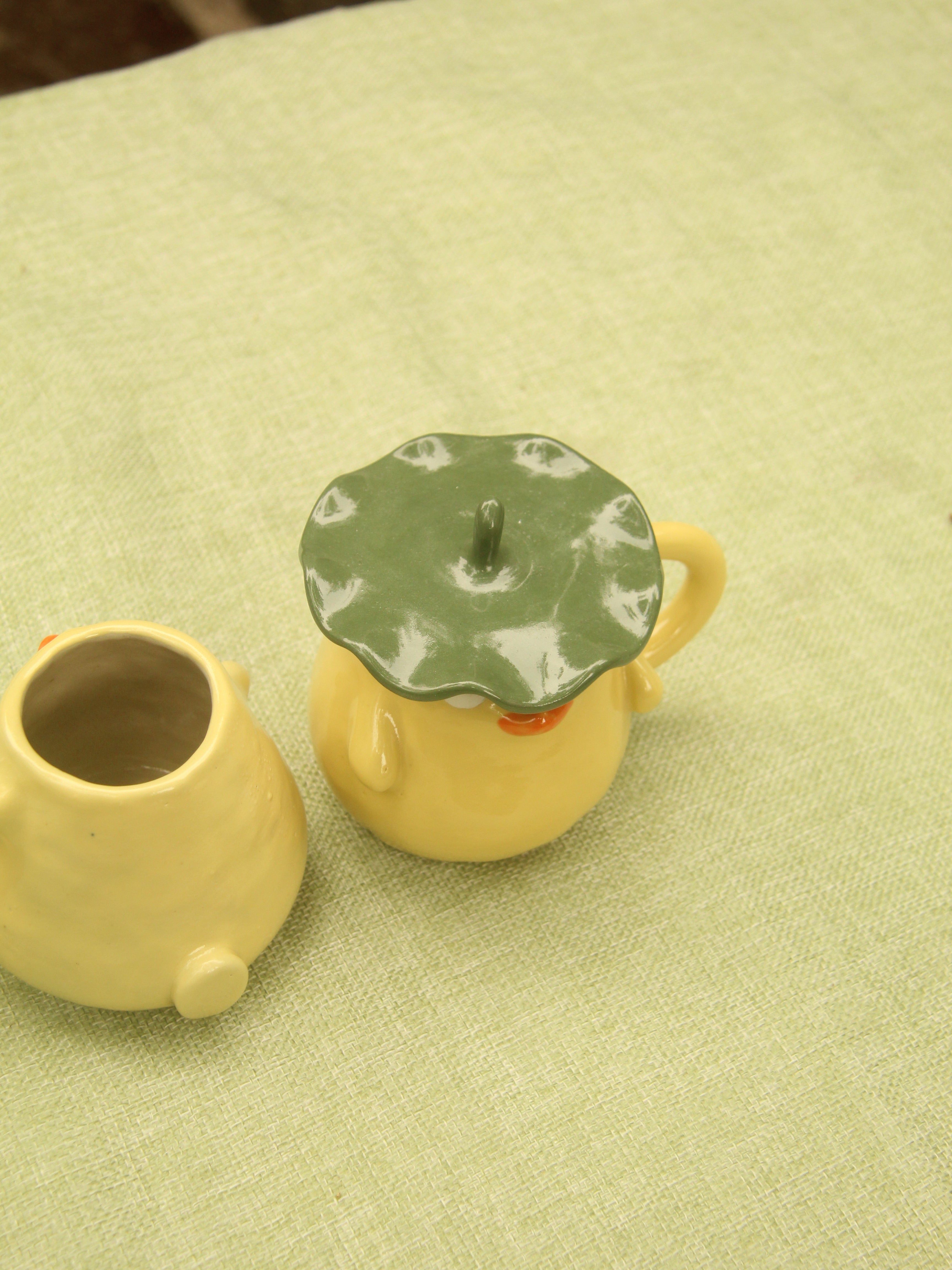[Pre-order] Yellow Duck Handmade Ceramic Handle Mug, Handbuilt Pottery, Cute Gift For Anime Fan, Unique Birthday Gift, Adorable Valentine Gift | Totto Pottery