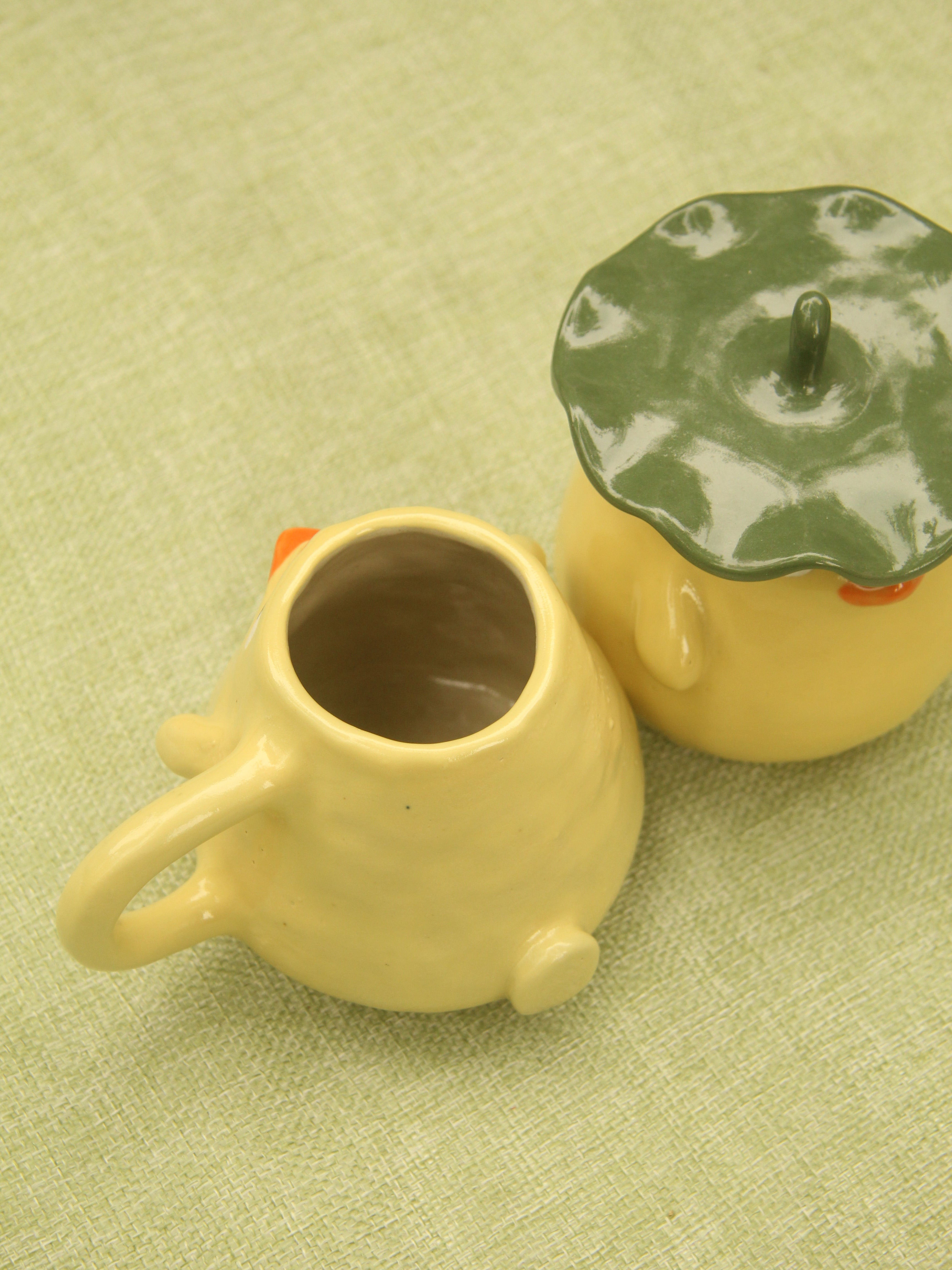 [Pre-order] Yellow Duck Handmade Ceramic Handle Mug, Handbuilt Pottery, Cute Gift For Anime Fan, Unique Birthday Gift, Adorable Valentine Gift | Totto Pottery
