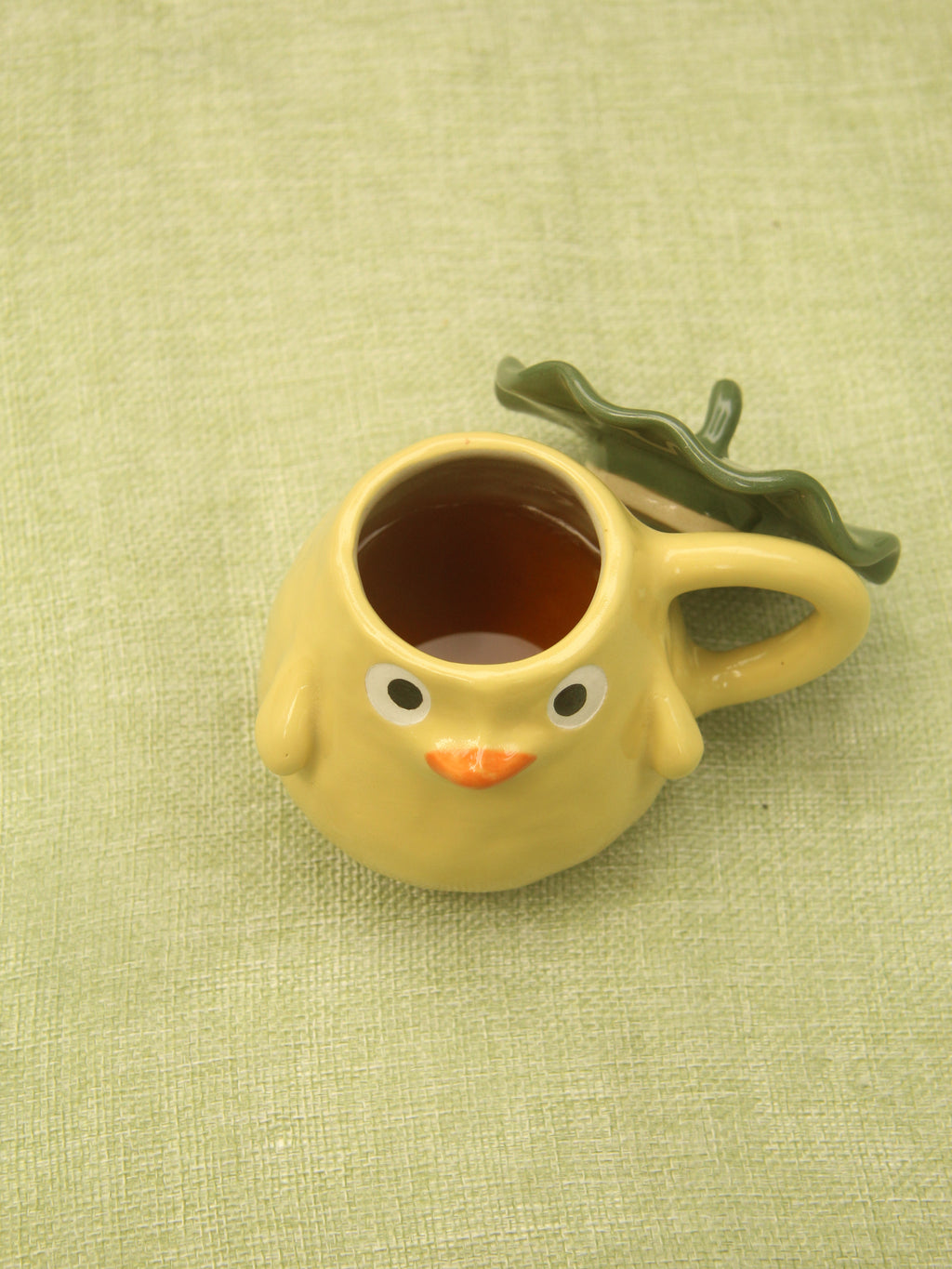 [Pre-order] Yellow Duck Handmade Ceramic Handle Mug, Handbuilt Pottery, Cute Gift For Anime Fan, Unique Birthday Gift, Adorable Valentine Gift | Totto Pottery