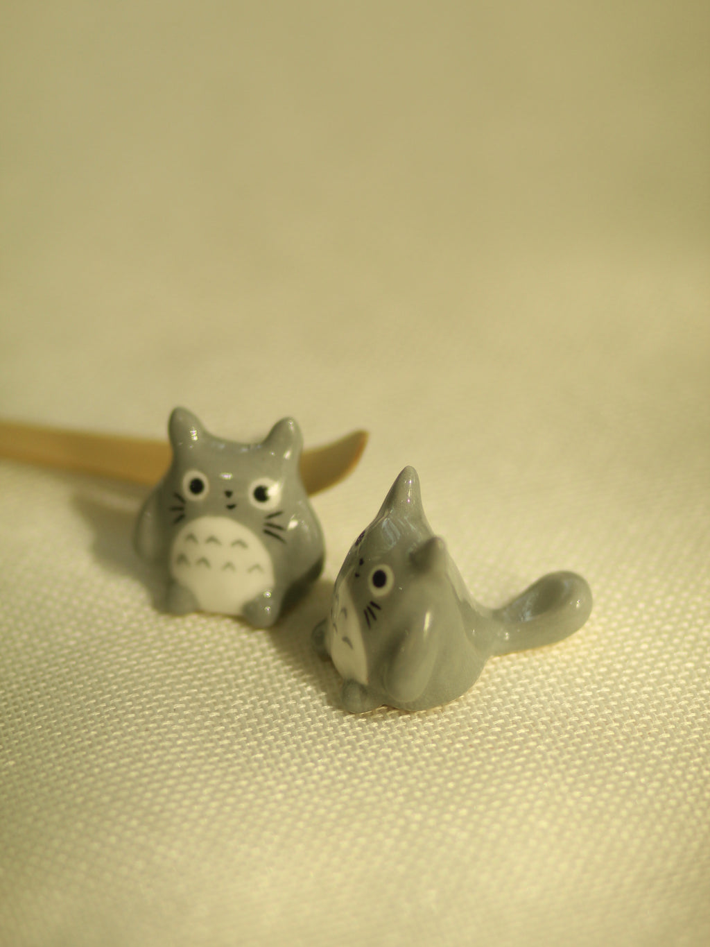 [Pre-order] Forest Spirit Handmade Ceramic Chashaku Rest, Handbuilt Pottery, Cute Gift For Anime Fan, Unique Birthday Gift, Adorable Valentine Gift | Totto Pottery