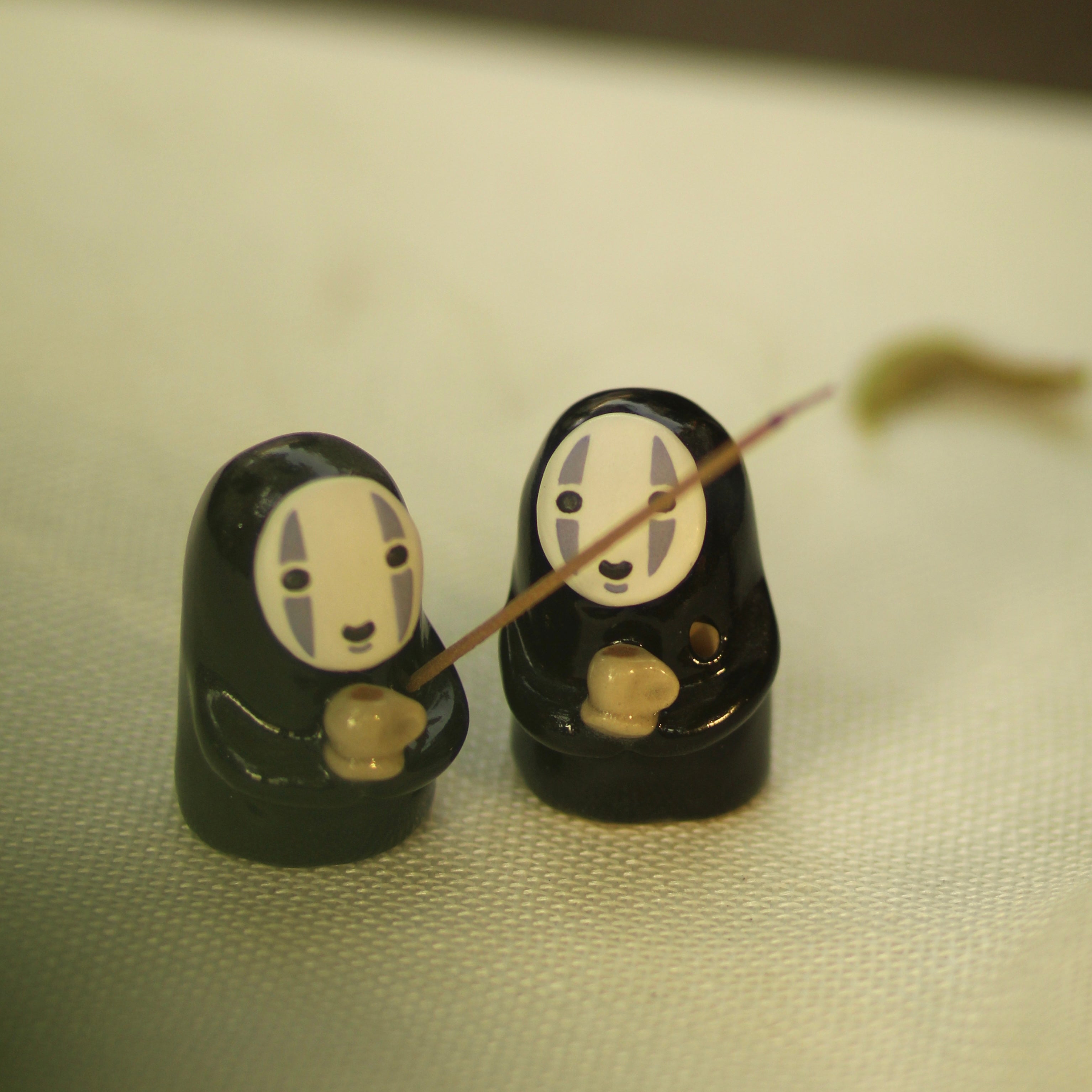[Pre-order] Faceless Handmade Ceramic Incense Holder, Handbuilt Pottery, Cute Gift For Anime Fan, Unique Birthday Gift, Adorable Valentine Gift | Totto Pottery