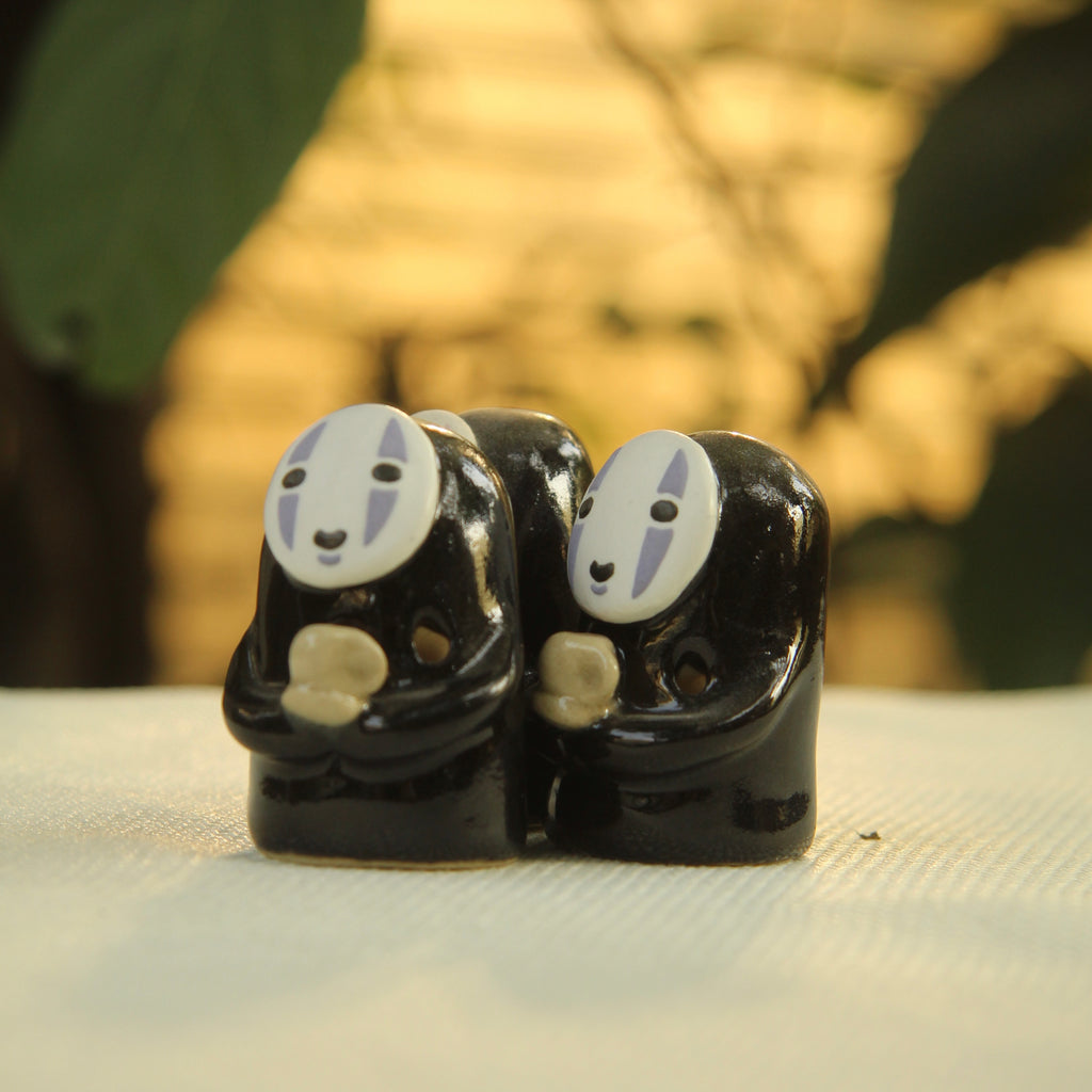 [Pre-order] Faceless Handmade Ceramic Incense Holder, Handbuilt Pottery, Cute Gift For Anime Fan, Unique Birthday Gift, Adorable Valentine Gift | Totto Pottery