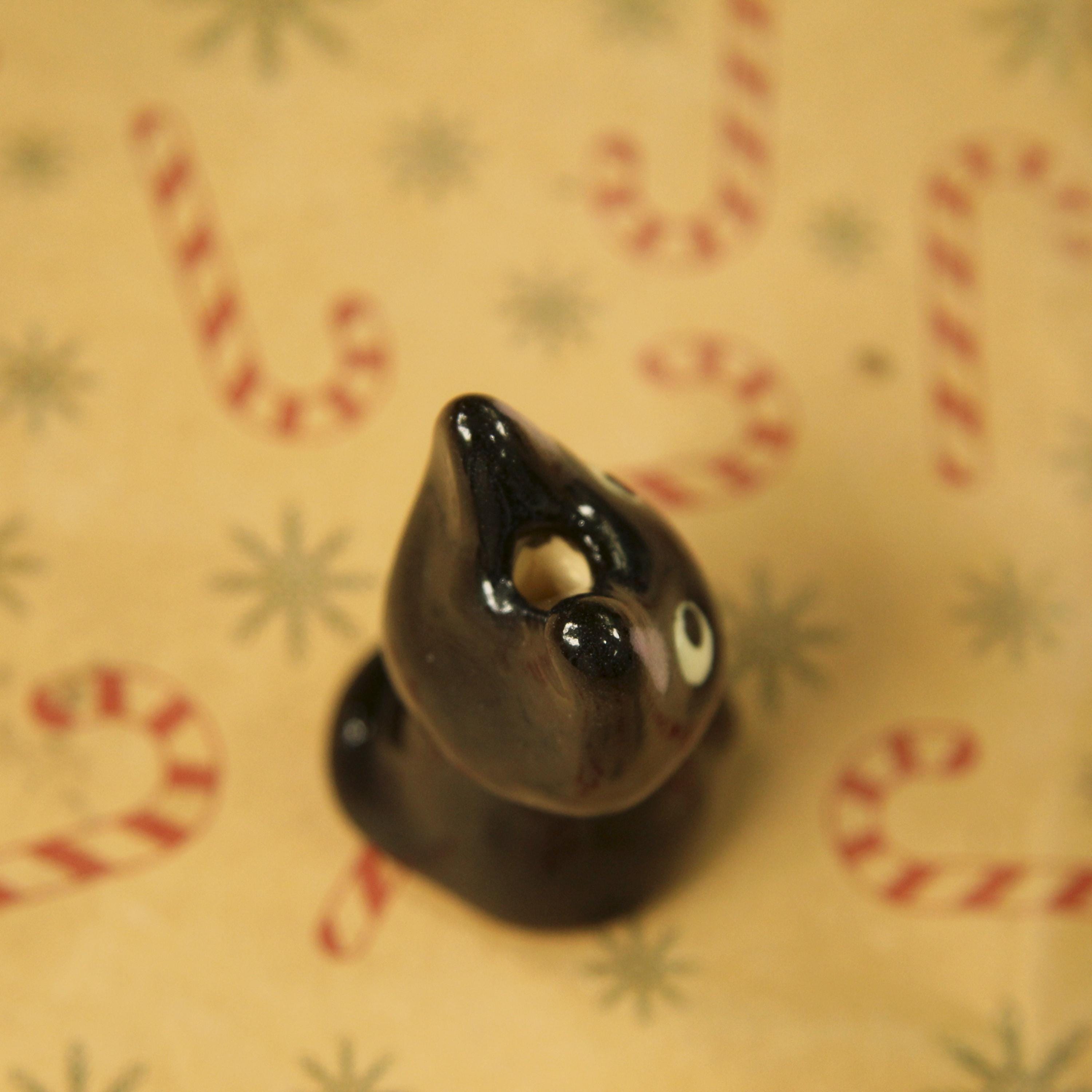 [Pre-order] Black Cat Handmade Ceramic Incense Holder, Handbuilt Pottery, Cute Gift For Anime Fan, Unique Birthday Gift, Adorable Valentine Gift | Totto Pottery