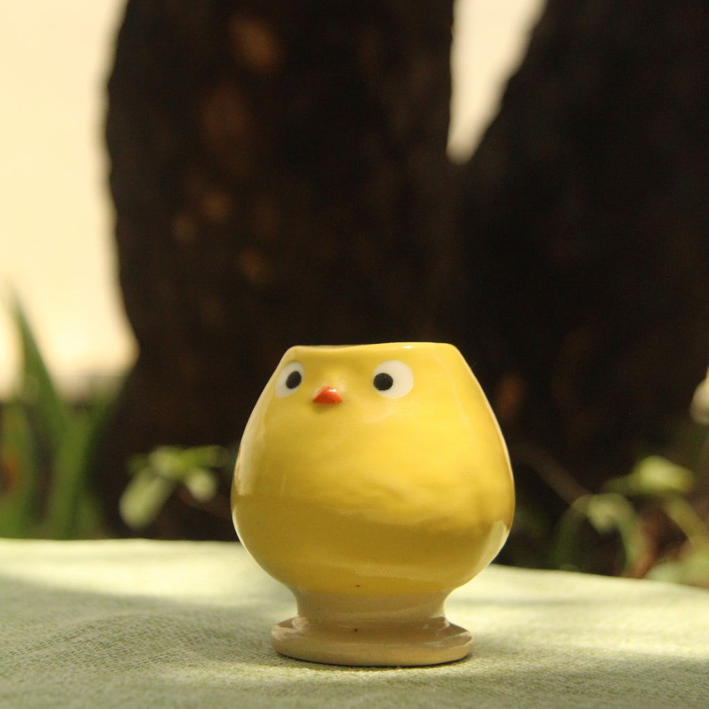 [Pre-order] Yellow Duck Handmade Ceramic Chasen Holder, Handbuilt Pottery, Cute Gift For Anime Fan, Unique Birthday Gift, Adorable Valentine Gift | Totto Pottery