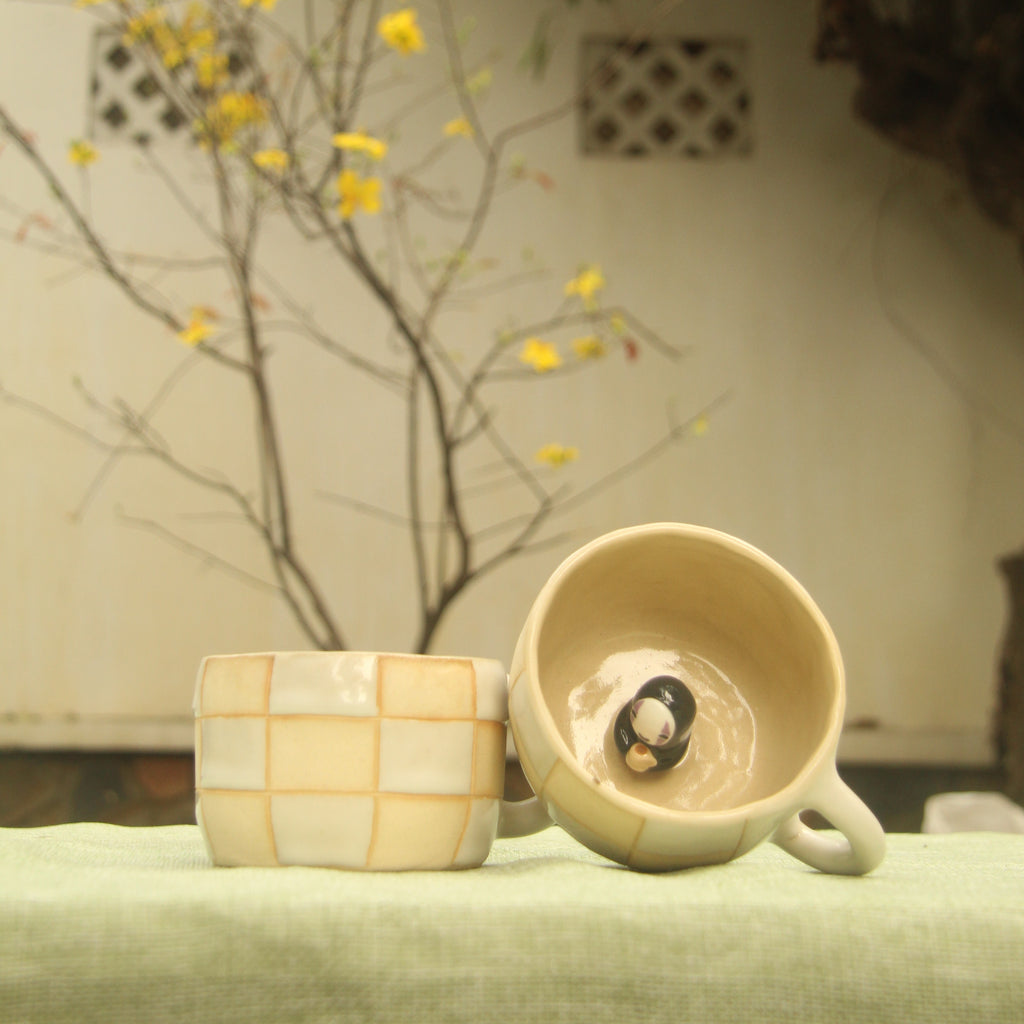 [Pre-order] Faceless Handmade Ceramic Checkered Mug, Handbuilt Pottery, Cute Gift For Anime Fan, Unique Birthday Gift, Adorable Valentine Gift | Totto Pottery