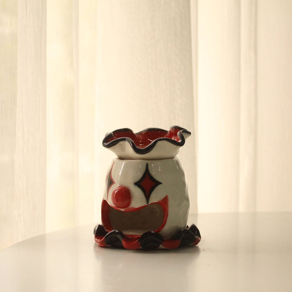 [Pre-order] Clown Handmade Ceramic Wax Melts, Oil Burner, Handbuilt Pottery, Cute Gift For Anime Fan, Unique Birthday Gift, Adorable Valentine Gift | Totto Pottery