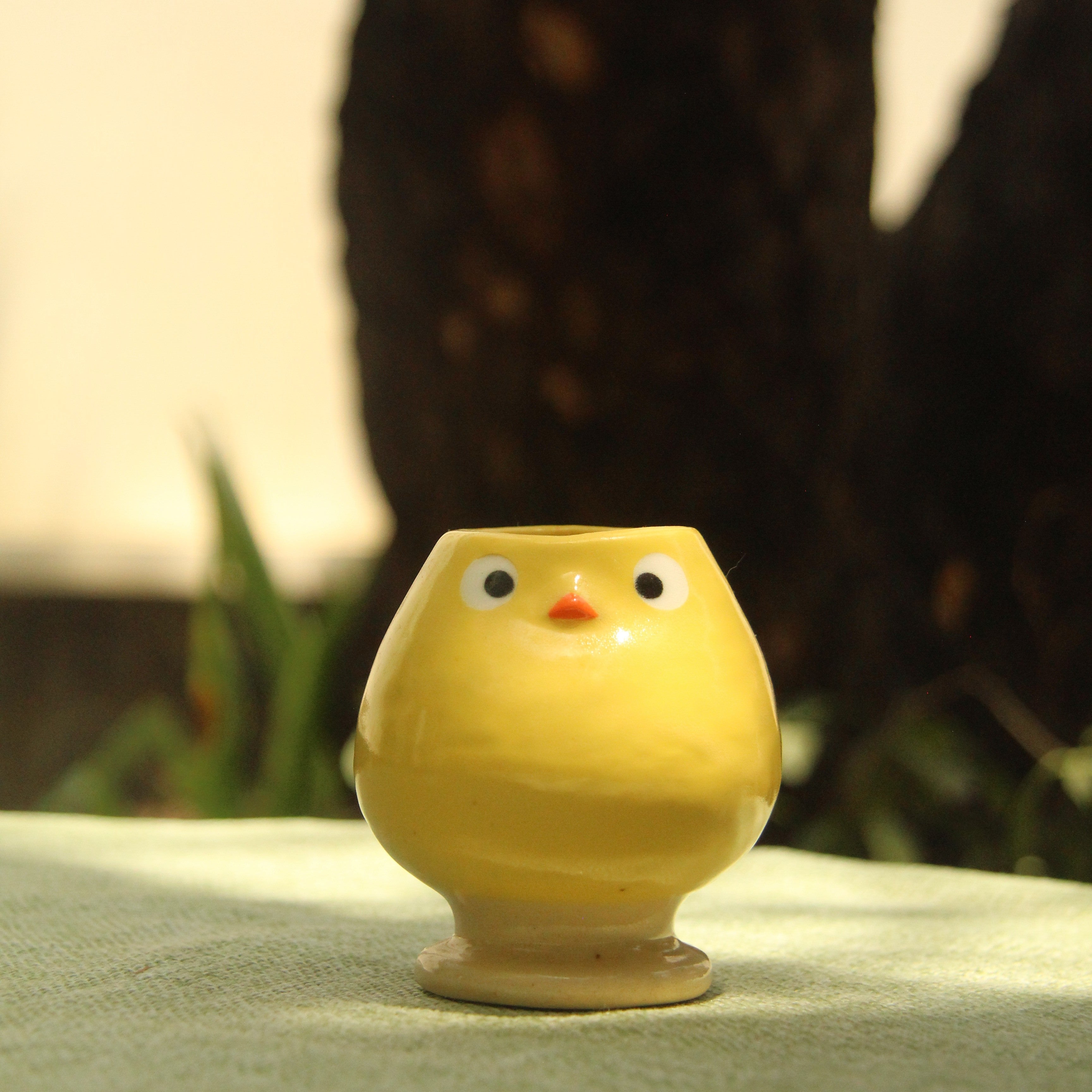 [Pre-order] Yellow Duck Handmade Ceramic Chasen Holder, Handbuilt Pottery, Cute Gift For Anime Fan, Unique Birthday Gift, Adorable Valentine Gift | Totto Pottery