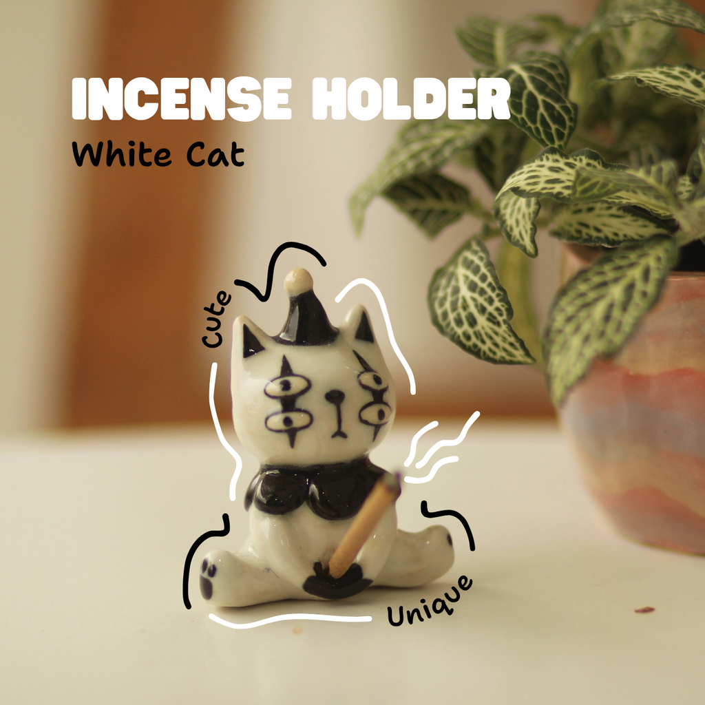 [Pre-order] White Cat Handmade Ceramic Incense Holder, Handbuilt Pottery, Cute Gift For Anime Fan, Unique Birthday Gift, Adorable Valentine Gift | Totto Pottery