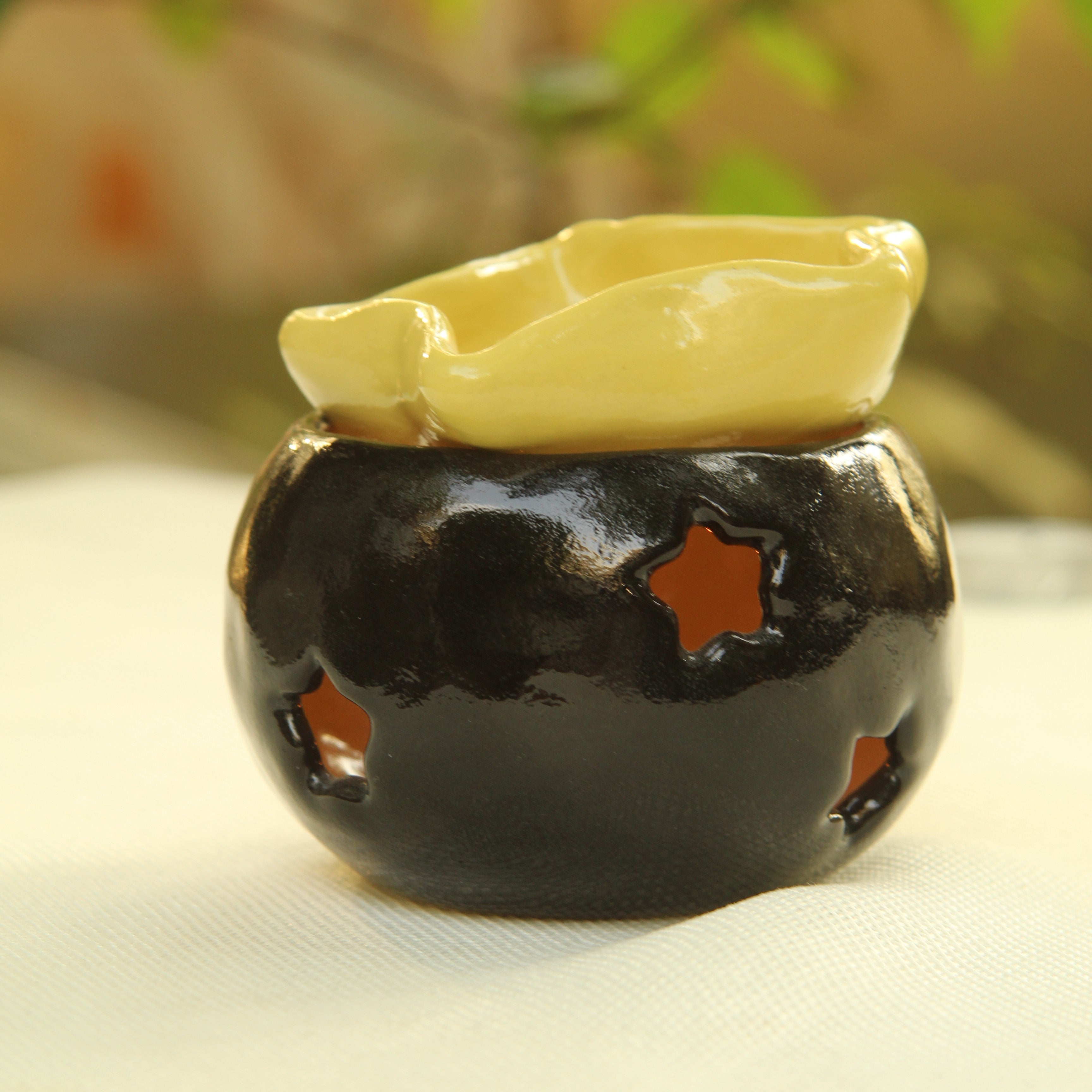 [Pre-order] Soot Handmade Ceramic Wax Melts, Oil Burner, Handbuilt Pottery, Cute Gift For Anime Fan, Unique Birthday Gift, Adorable Valentine Gift | Totto Pottery