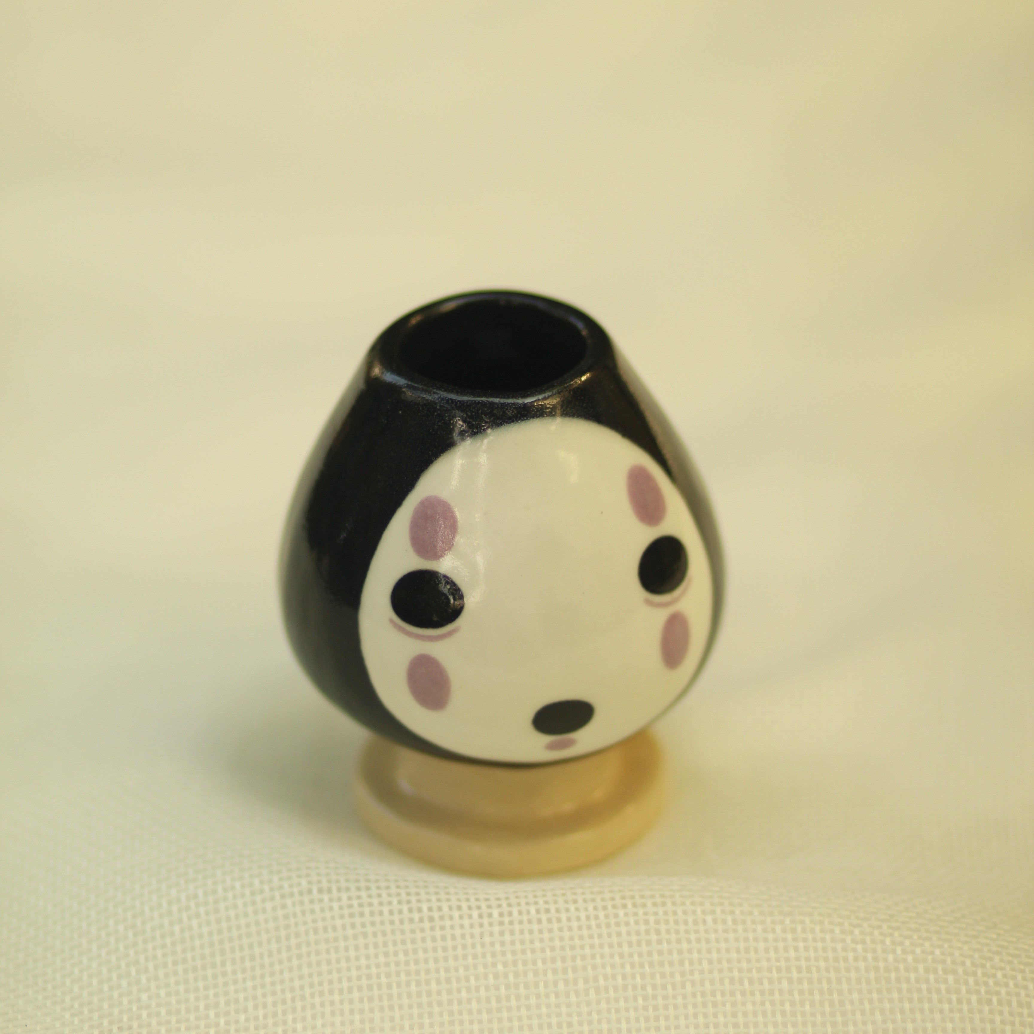 [Pre-order] Faceless Handmade Ceramic Chasen Holder, Handbuilt Pottery, Cute Gift For Anime Fan, Unique Birthday Gift, Adorable Valentine Gift | Totto Pottery
